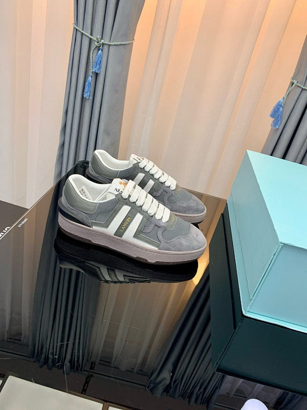 Lanvin Curb