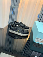 Lanvin Curb