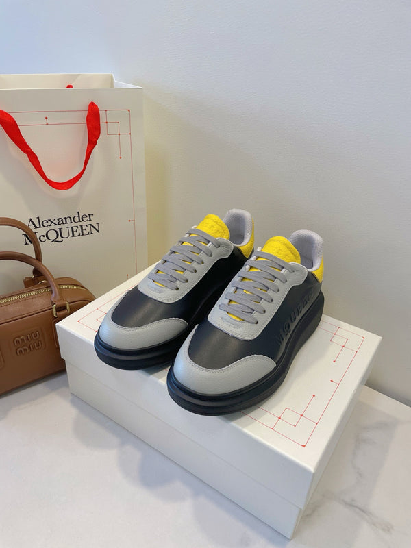 Alexander McQueen Oversized