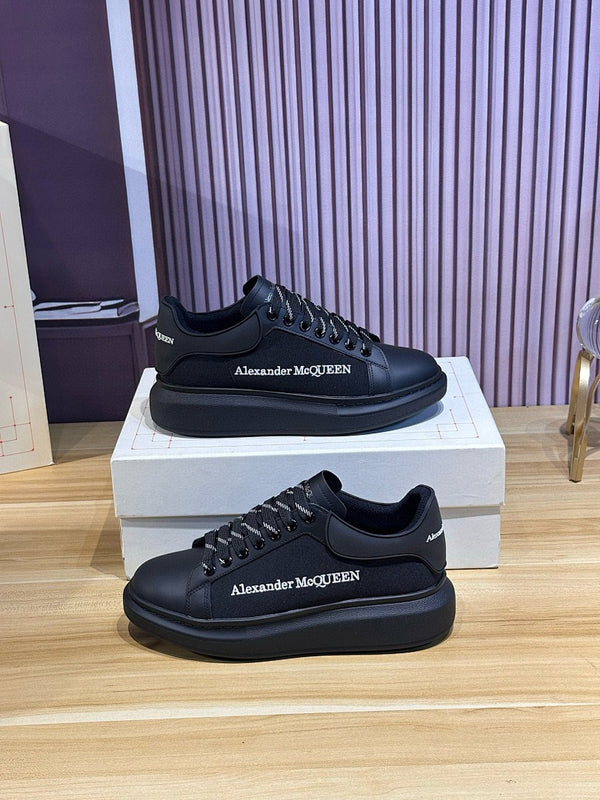 Alexander McQueen Oversized