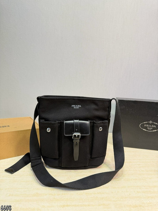 Prada Cleo