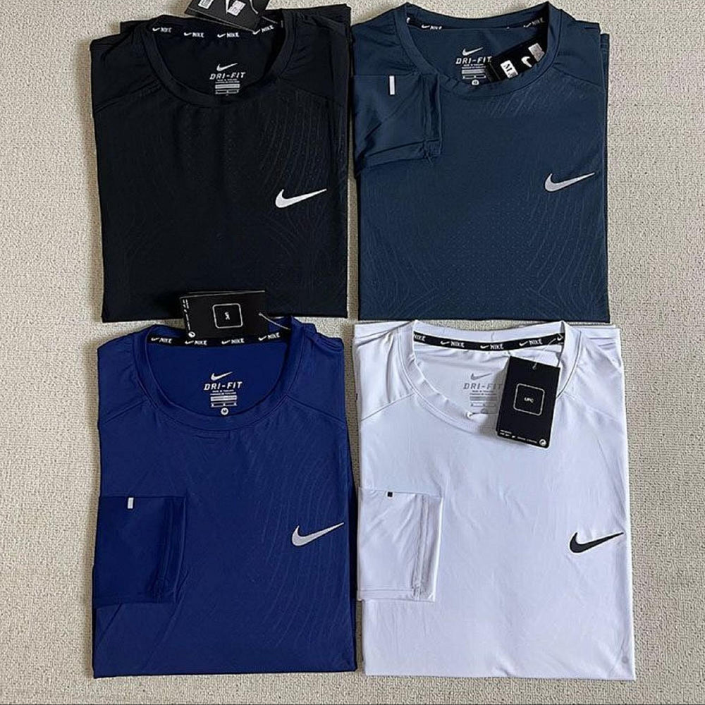 Nike Dri-FIT T-Shirt Manches Courtes