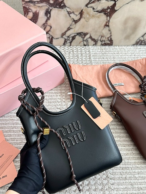 Miu Miu Wander