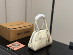 Miu Miu Wander