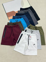 Short Nike Tech Fleece